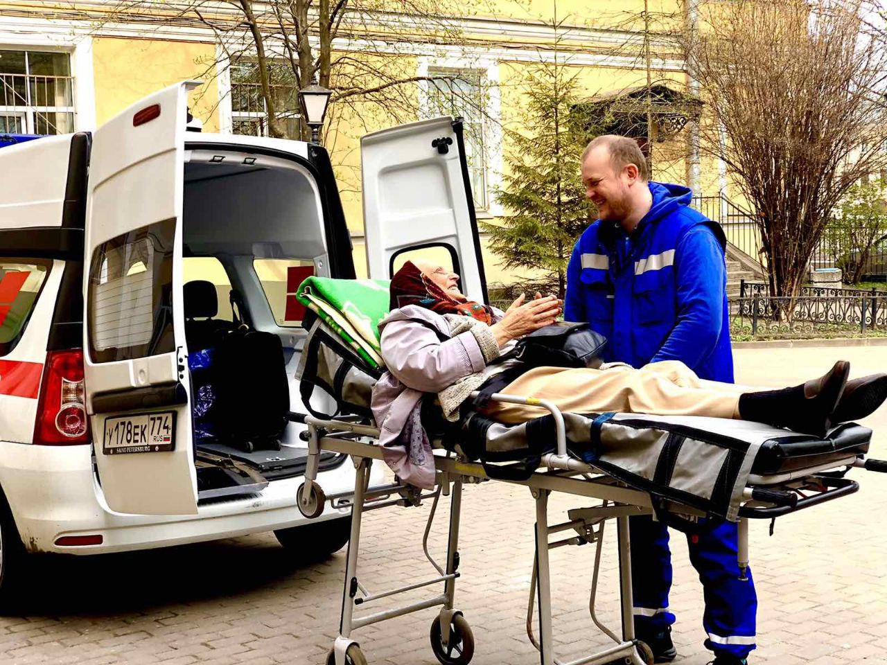 Перевозка лежачих больных в Тюмени